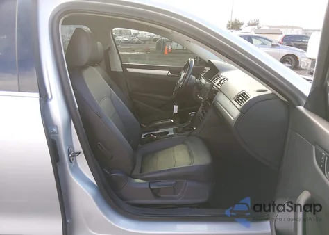 2013 Volkswagen Passat 2.0L Tdi Se z USA, uszkodzony, nr VIN 1VWBN7A37DC072553